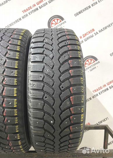 Bridgestone Blizzak Spike-02 215/60 R17 100R