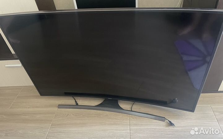 Телевизор Samsung UE55JU6600U (SMART Tv)