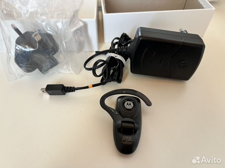 Bluetooth гарнитура motorola