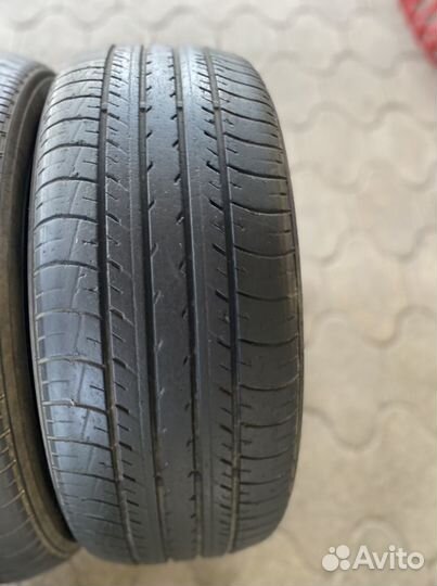 Yokohama BluEarth E70BZ 215/55 R17