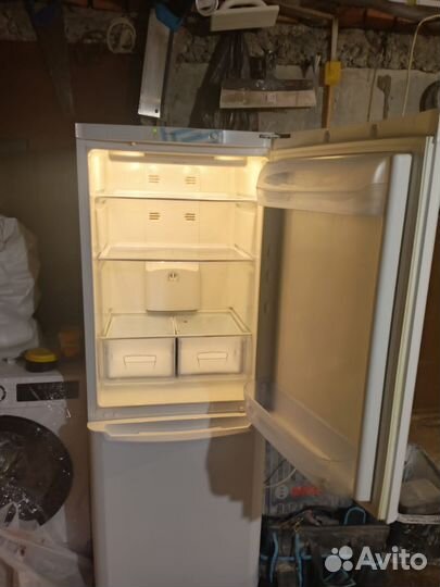 Холодильник