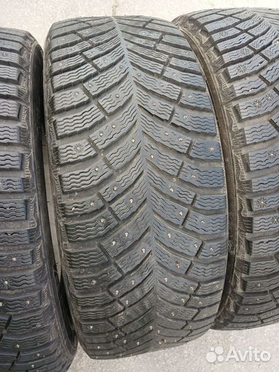 Michelin X-Ice North 4 235/55 R17