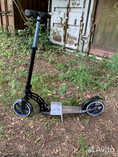 Самокат двухколесный