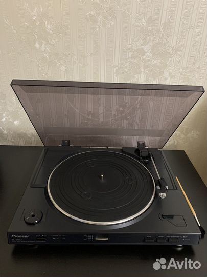 Виниловый проигрыватель Pioneer PL-990
