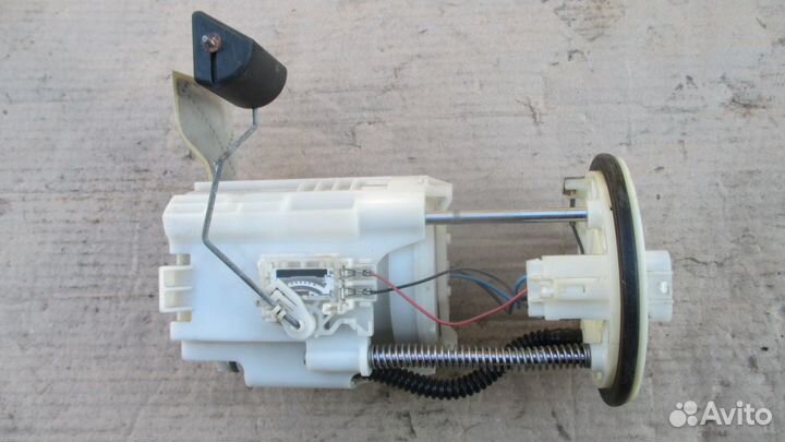 Топливный насос (бензонасос ) Toyota Camry V50 20