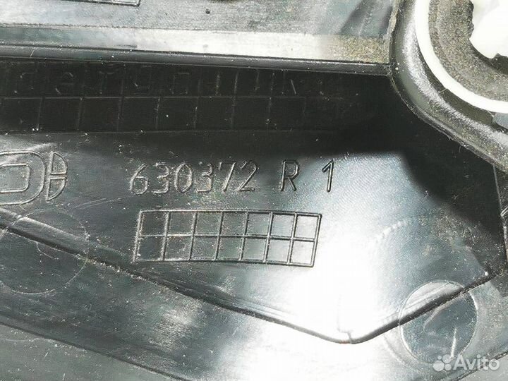 Водосток крышки багажника правый BMW 5 G30/G31 G30