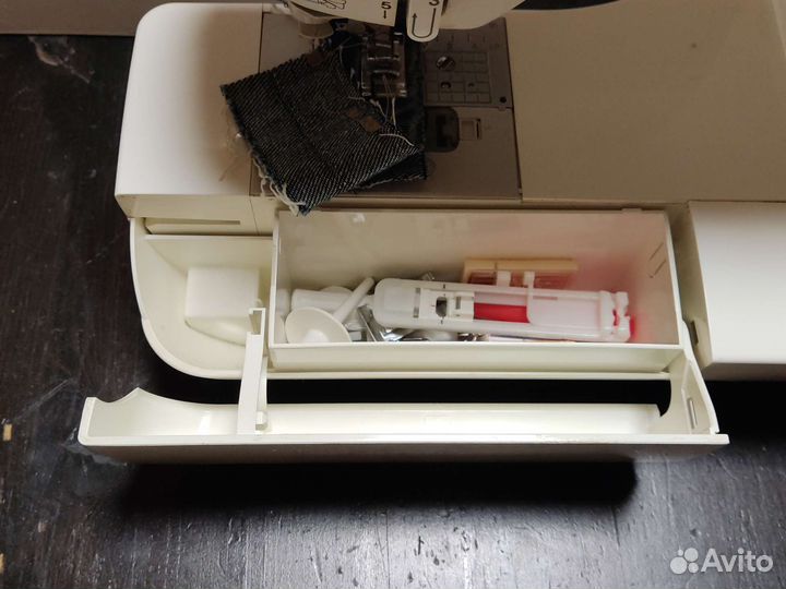 Швейная машина Brother