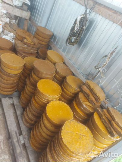 Воск пчелиный