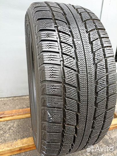 Triangle TR777 215/55 R16 99T