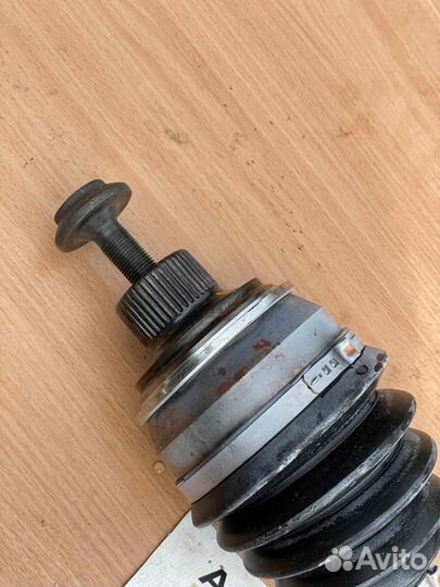 Полуось (приводной вал, шрус) Audi RS6 C8 (4K)