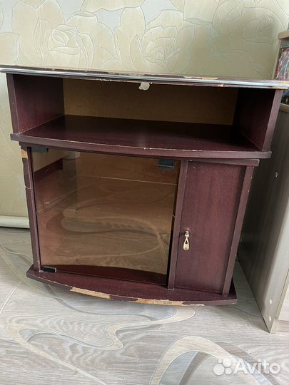 Тумба под телевизор