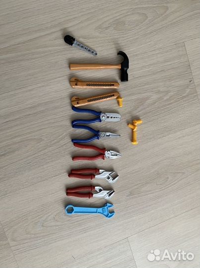 Наборы строительных инструментов (2 штуки)