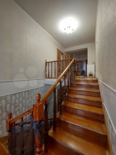 5-к. квартира, 200 м², 5/5 эт.