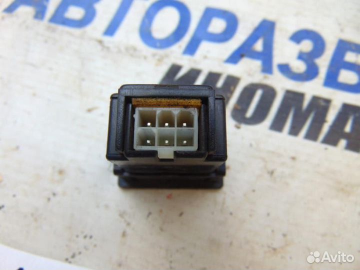 Кнопка противотуманки для Toyota RAV 4 2000-2005г