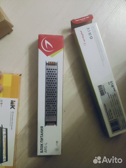 Блок питания для светодиодной ленты 12v