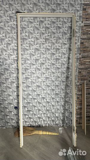 Дверь межкомнатная с коробкой