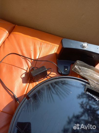 Робот пылесос