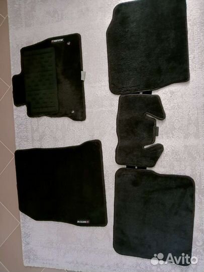 Автомобильные коврики ворсовые