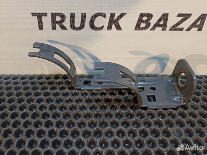 Кронштейн тормозных трубок Renault T, Volvo FH