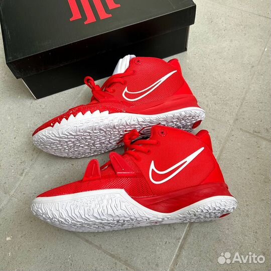 Кроссовки Nike Kyrie 7