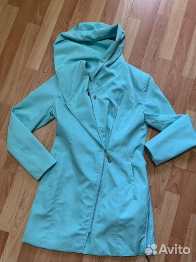 Весенний плащ 42-44 размер