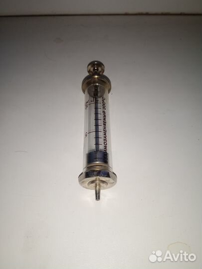 Шприц стеклянный советский