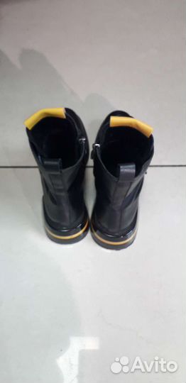 Ботинки демисезонные