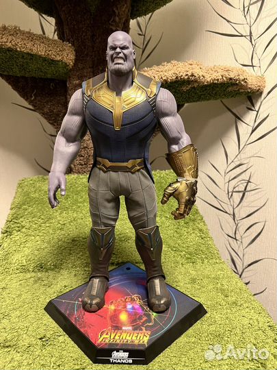 Hot toys Танос Война бесконечности