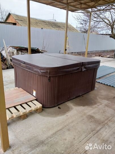 СПА бассейн