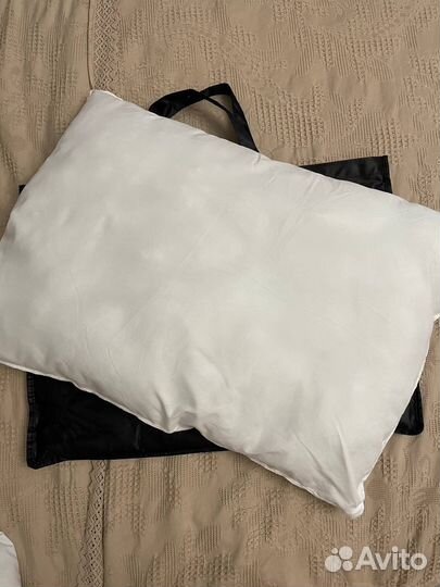Пара подушек