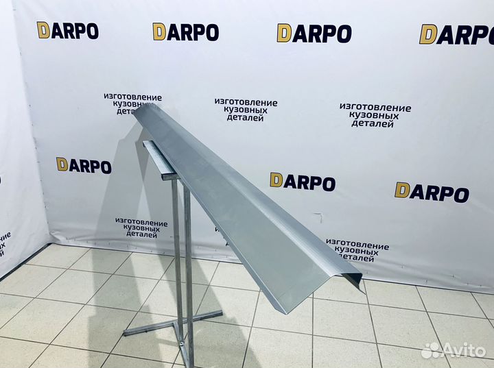 Порог левый на Mazda 3 (BK) хетчбек