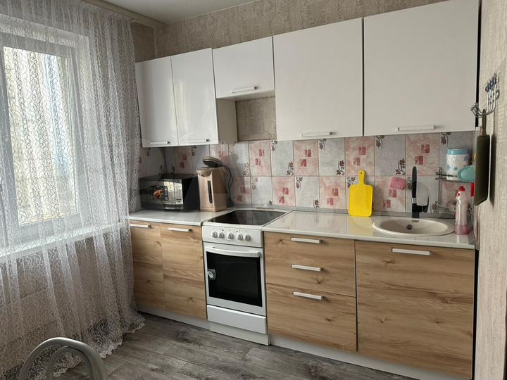 2-к. квартира, 48 м², 6/9 эт.