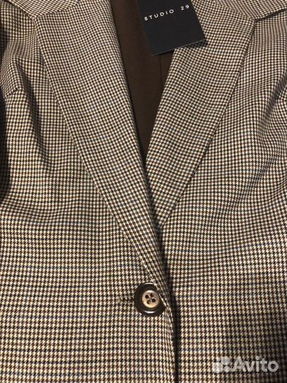 Костюм брючный Studio29 новый 40