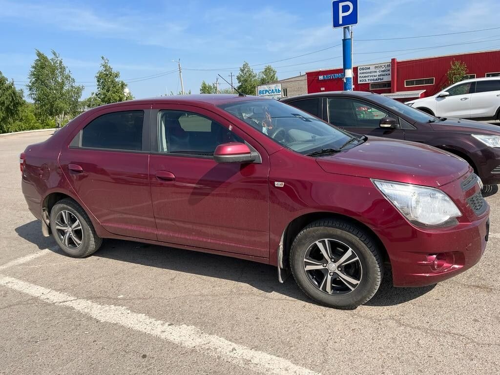 Chevrolet Cobalt: фото владельца