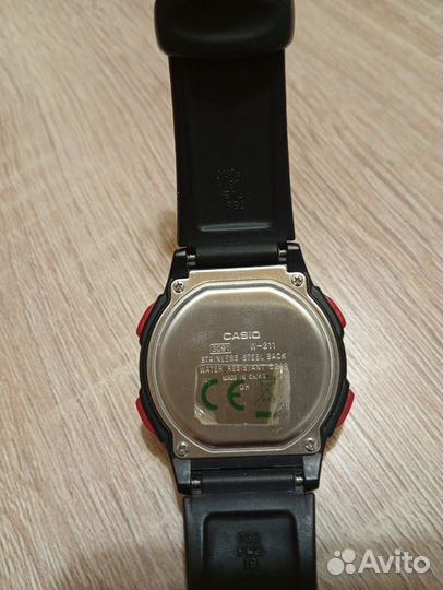 Электронные часы casio