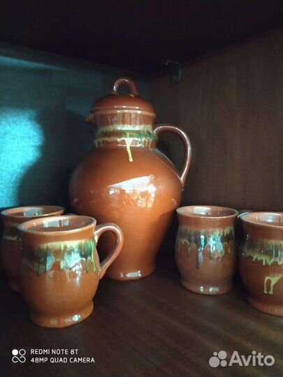 Кувшины разные,кружки