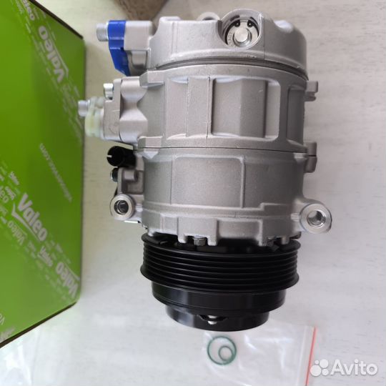 Новый компрессор кондиционера Mercedes Valeo699298