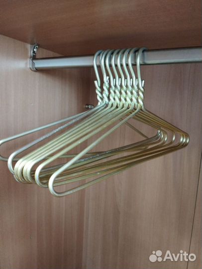Вешалки-плечики металлические советские