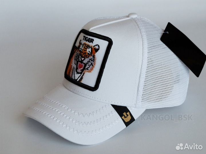 Бейсболка белая 