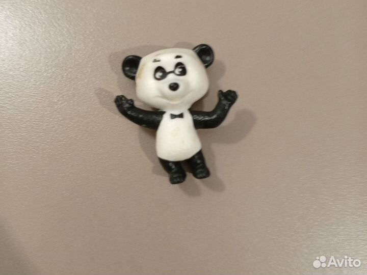 Подам коллекцию из киндера 