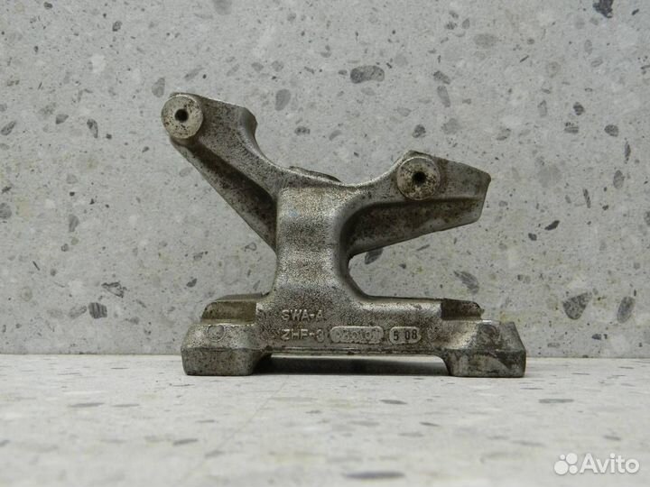 Кронштейн сопут. товар Honda CR-V 2007-2012