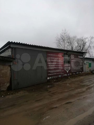 Гараж, > 30 м²