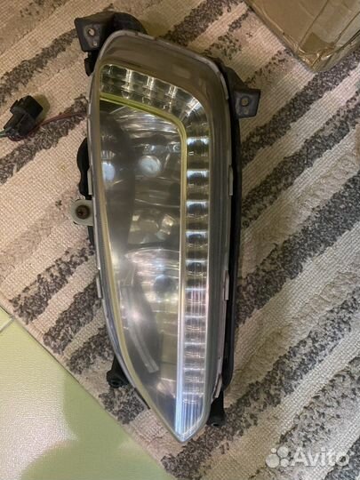 Фара на hyundai santa fe 3
