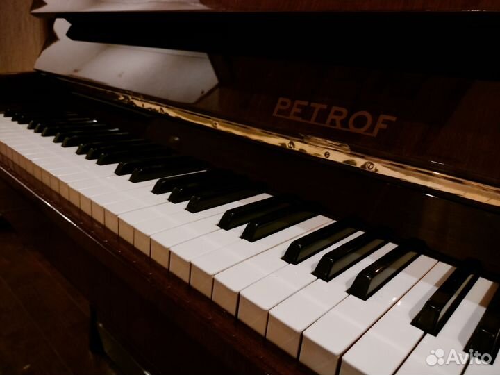 Пианино Petroff