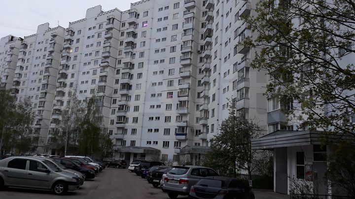 2-к. квартира, 52 м², 9/14 эт.