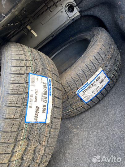 Toyo Observe GSi-6 215/55 R17 98H
