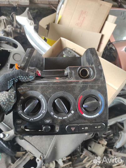 Блок управления отопителем Geely MK / MK Cross