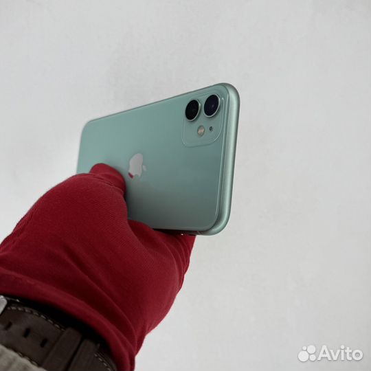 iPhone 11, 64 ГБ