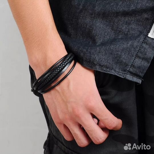 Кожаный браслет