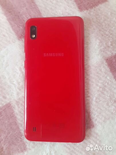 Samsung Galaxy A10, 2/32 ГБ